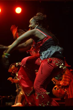 Dancers Oumou Sangare.