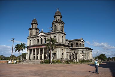 Managua cathedral, destroyed by earthquake.