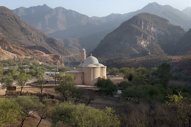 Early morning, Lost Cathedral, iglesia of mision del Santo Angel de Satev├│, 1760, Jesuit. Batopilas Canyon, Copper Canyon.
