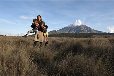 Christina and boys. Been together for 1 month and a half, Final days, Paso de Cortes, Popocatepetl in back.