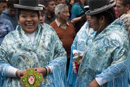 Women from Puno, all in turquoise. Independence Day in Peru. 