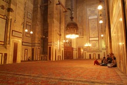 Father and kids, Rifai mosque, Cairo.