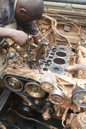 Accra Mechanic, Land Rover 300 TDI engine block