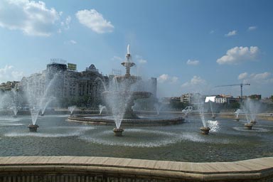 Bucharest, fountains, on Piata Unirii, Union Square