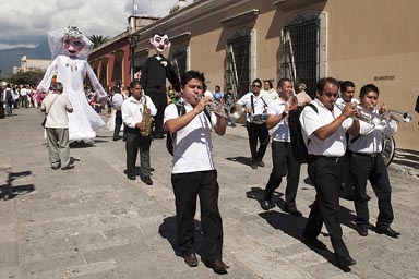 A band, a marriage procession, Oaxaca..
