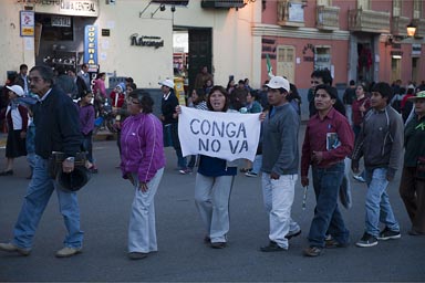 Conga protests still going on late in the day. Cajamarca.