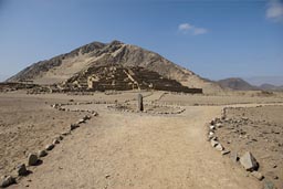 Caral, pyramid, mount, stela, Peru 3,800 to 5,000 years old, archaeological site.